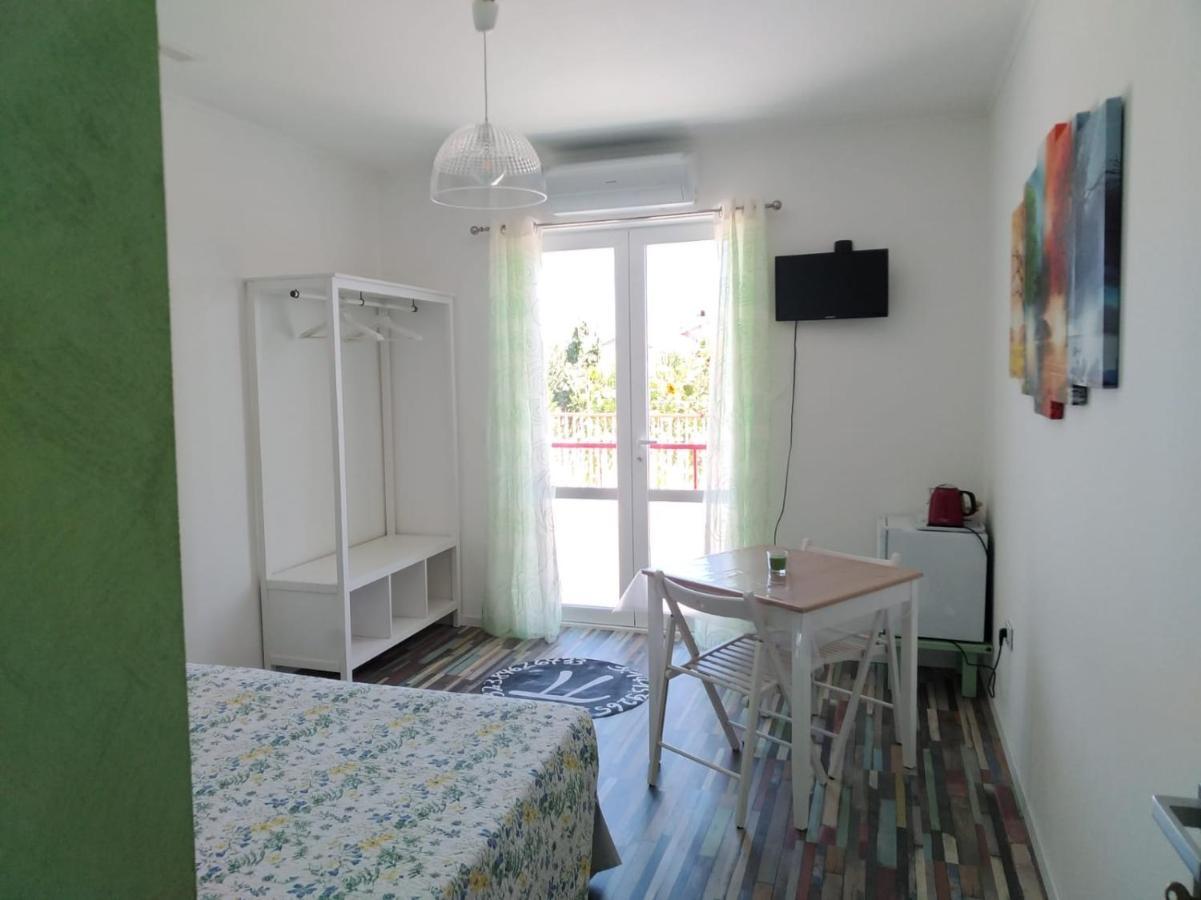 Bed and Breakfast Pigreco Альбенга Экстерьер фото
